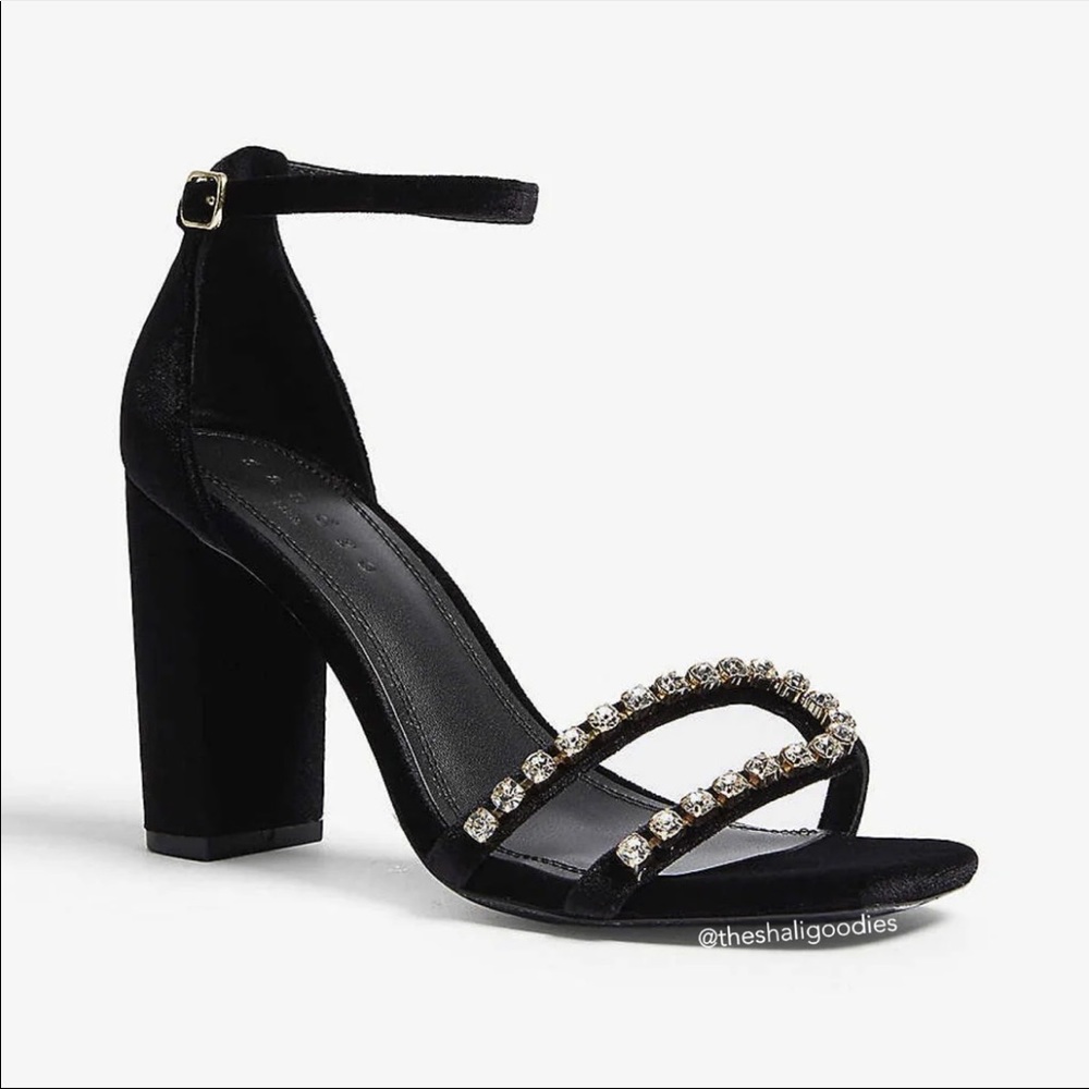 New Sandro Paris Lea Sandals Black Velvet Crystal size 8